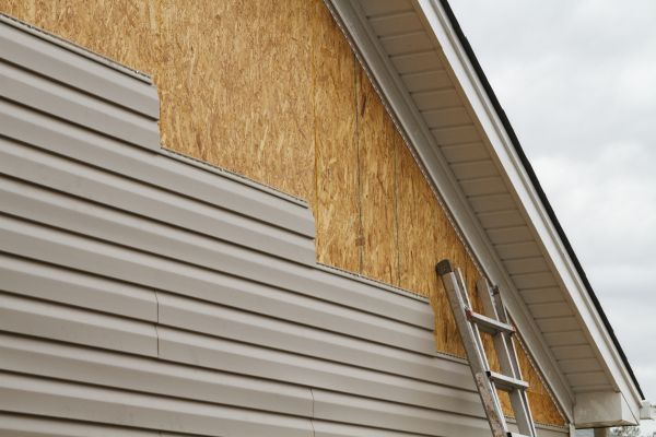 Loose Siding Replacement in San Jose