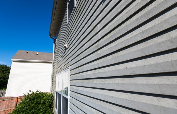 Cost of Vinyl Siding Panel Replacement in San Jose